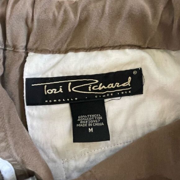Tori Richard Brown Tan Khaki Neutral Wide Leg Cargo Pants ￼Women’s Size Medium - Picture 4 of 4
